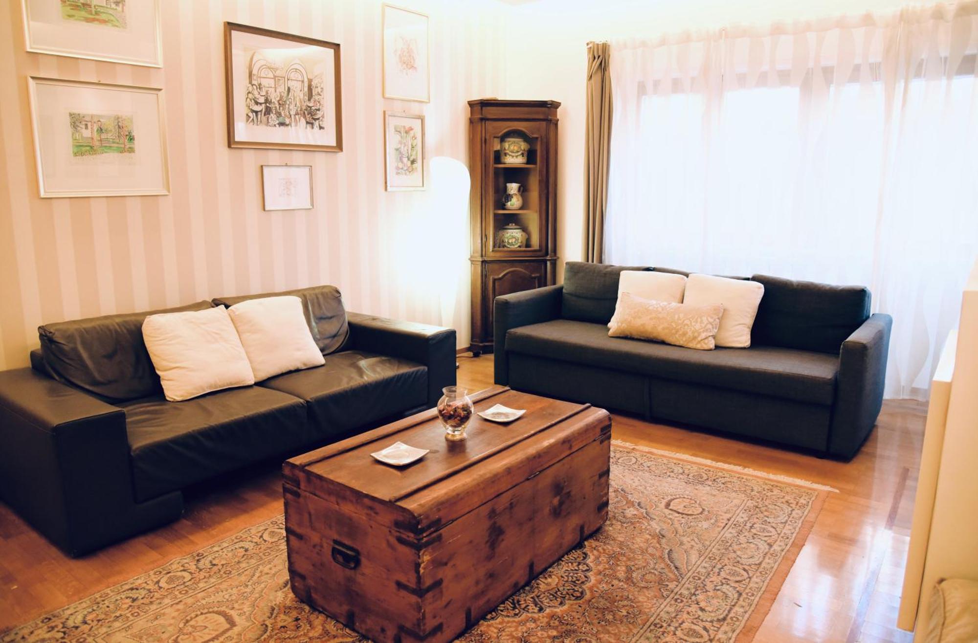 Chic And Elegant Apartment In The Heart Of Рим Екстер'єр фото